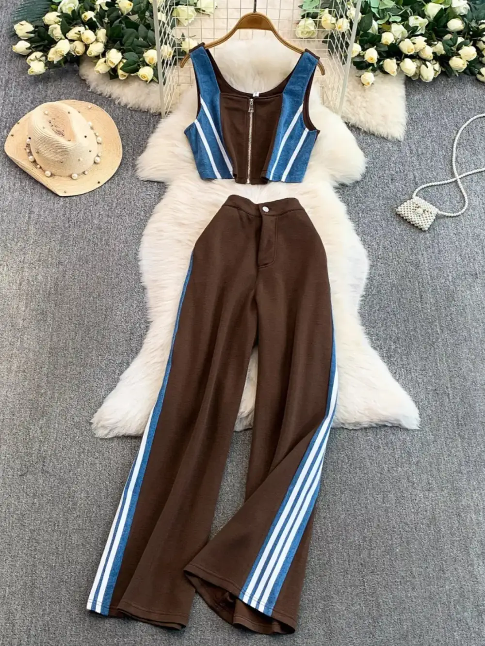 Zip Front Contrast Tank and Side Striped Pants Set