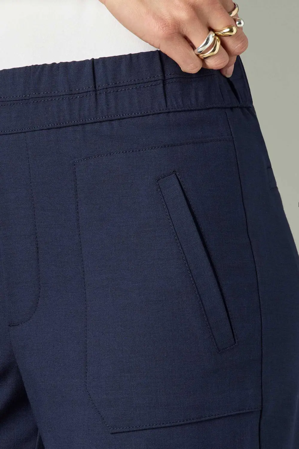 Pull On Banded Petite Shorts Patch Pockets
