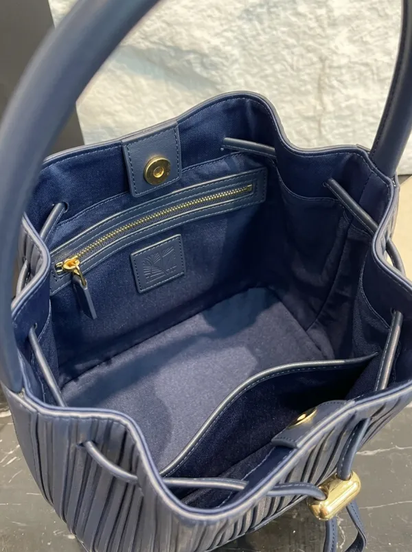 Women's Pleated Drawstring Single-Handle Bucket Bag