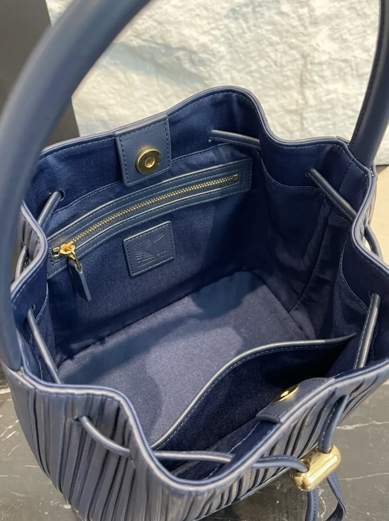 Women's Pleated Drawstring Single-Handle Bucket Bag