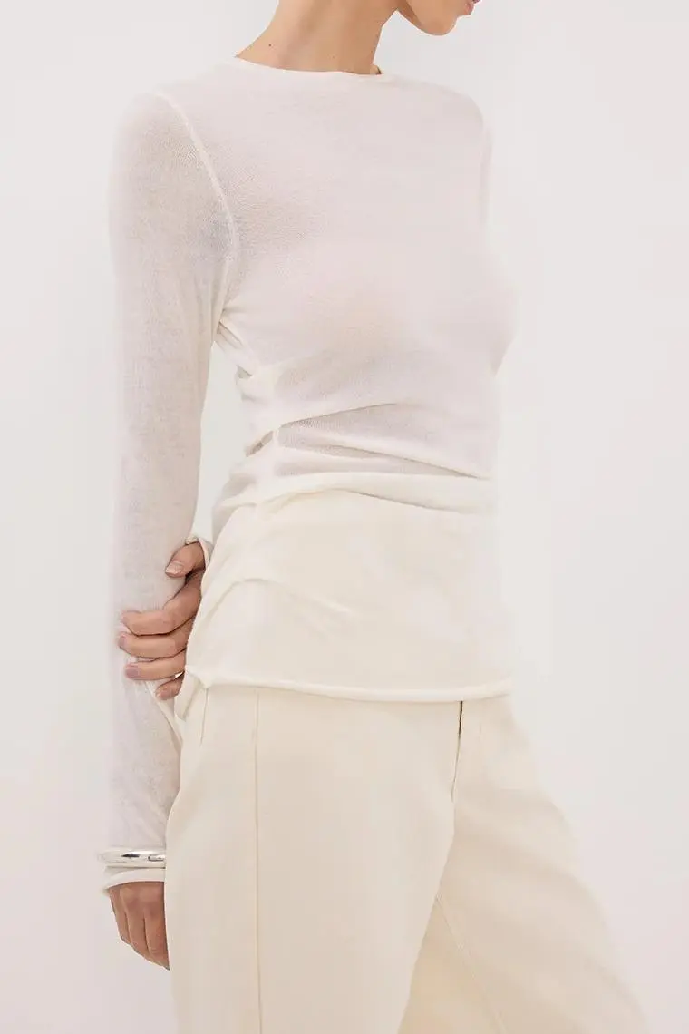 OFF WHITE KNIT TOP