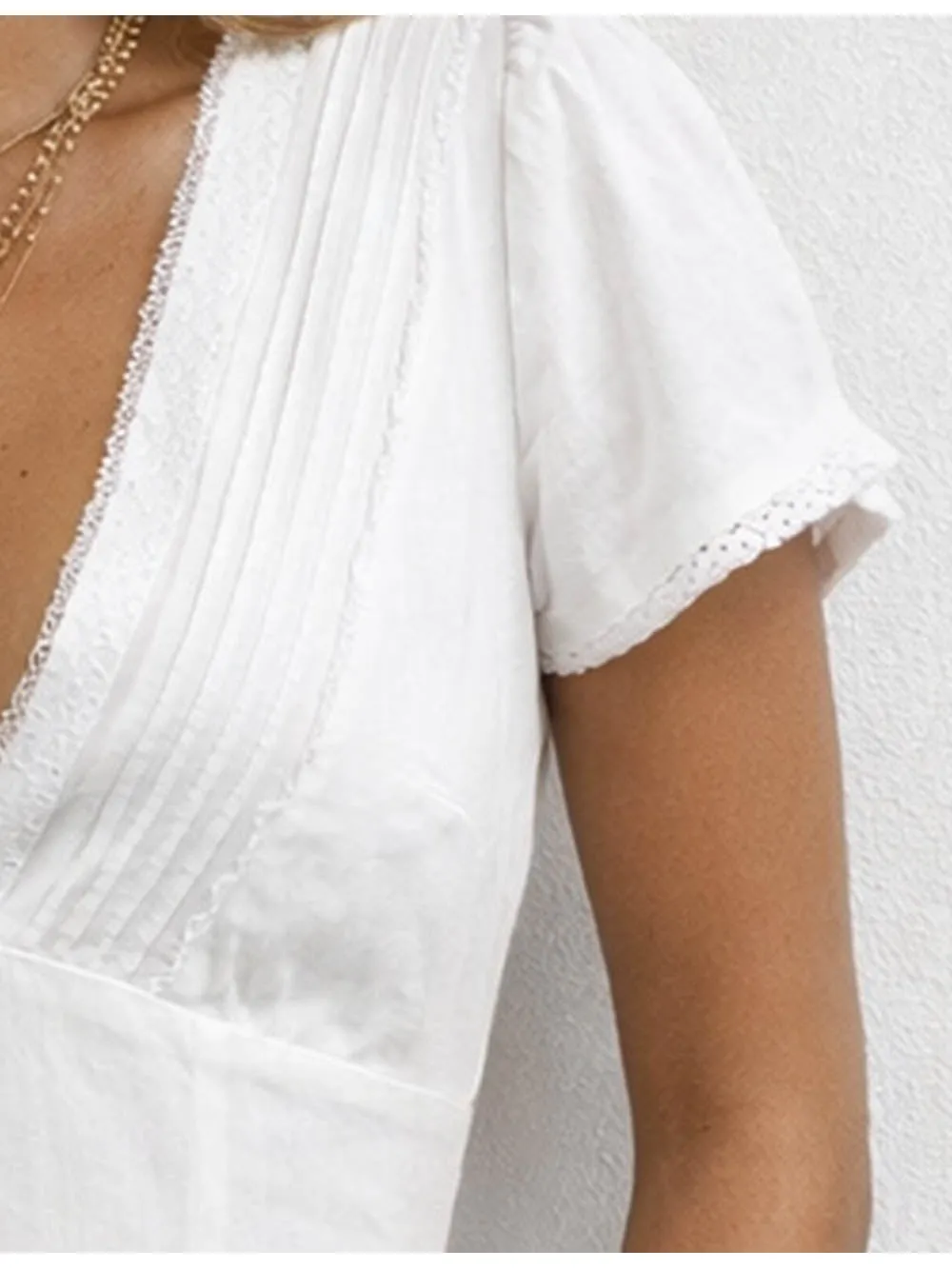 V Neck Lace Trim Short Sleeves Mini Dress