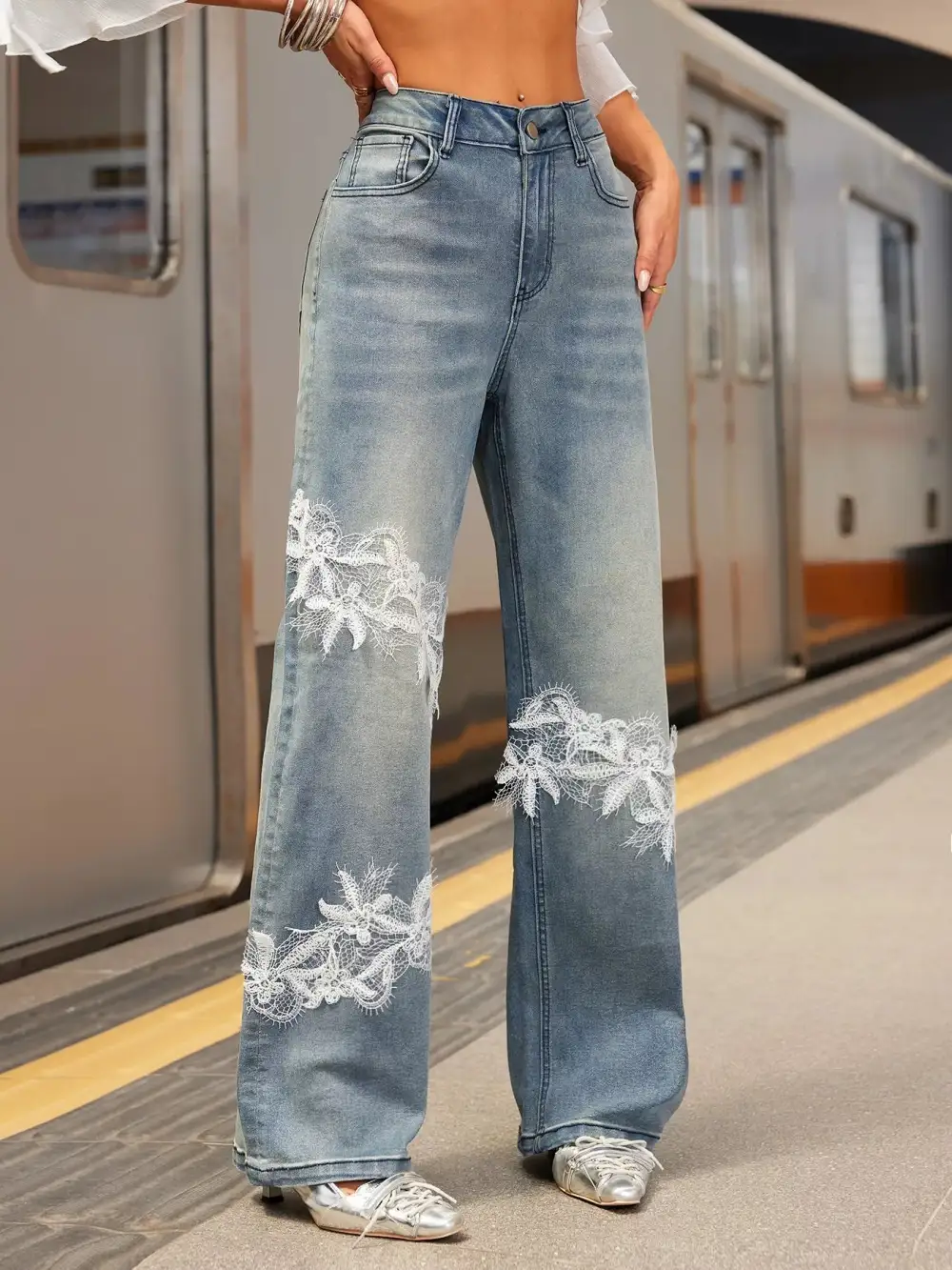 Comfy Collared Denim Jeans