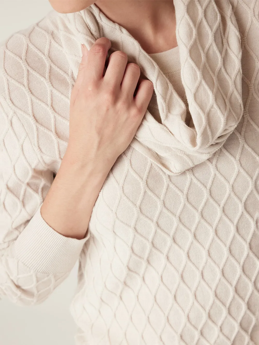 Ladies' Thick Plain Knitted Scarf