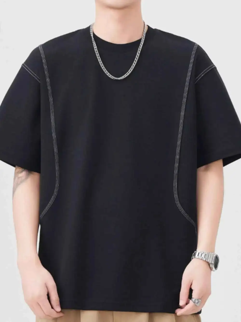 Lightweight Round Neck Short Sleeve T-Shirt