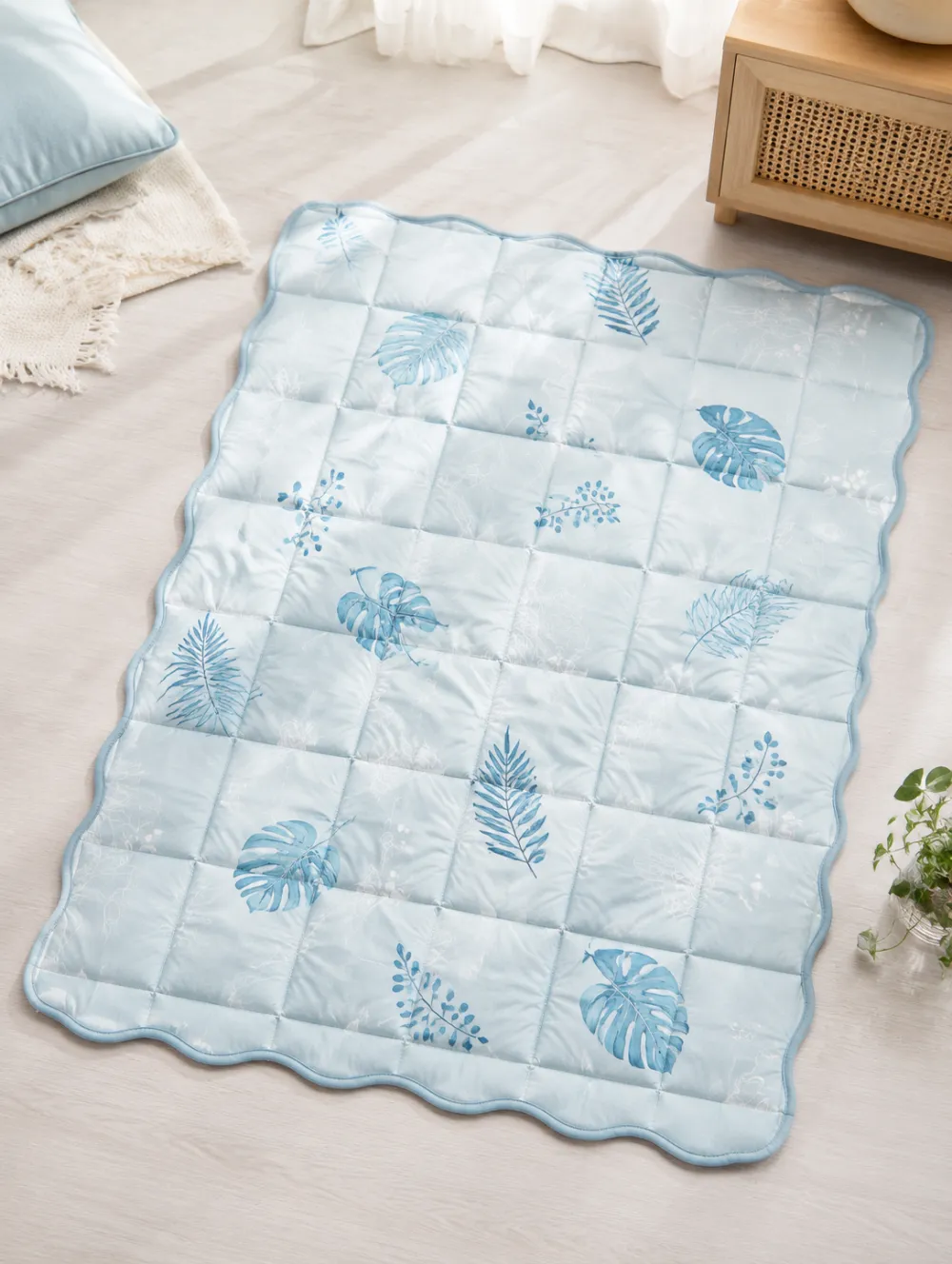 Tropical Leaf Print Cooling Mat
