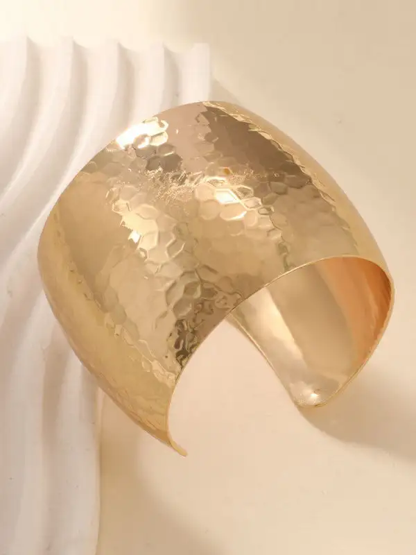 Modern Geometric Alloy Bracelet