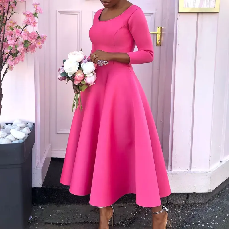  Line Midi Dress