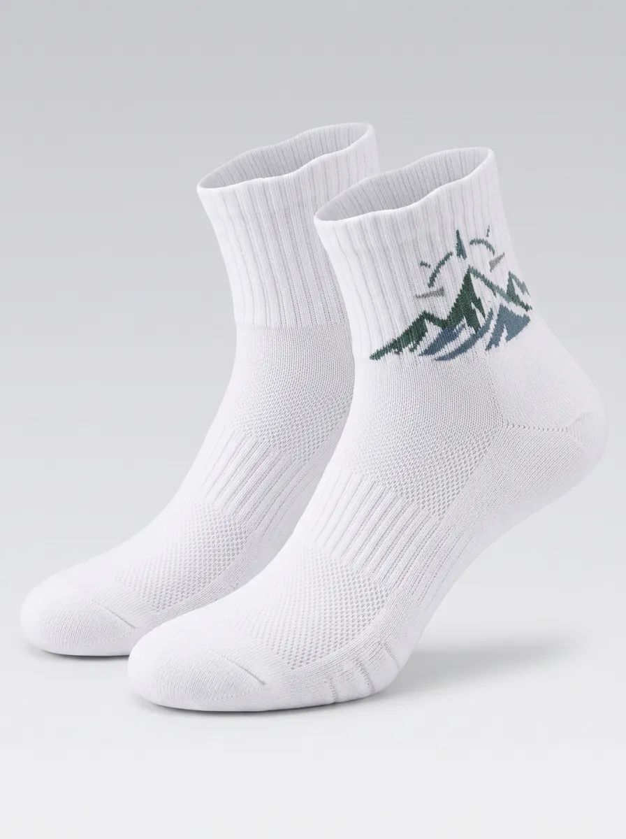 White Terrain Mountain Graphic Training Low-Cut Socks