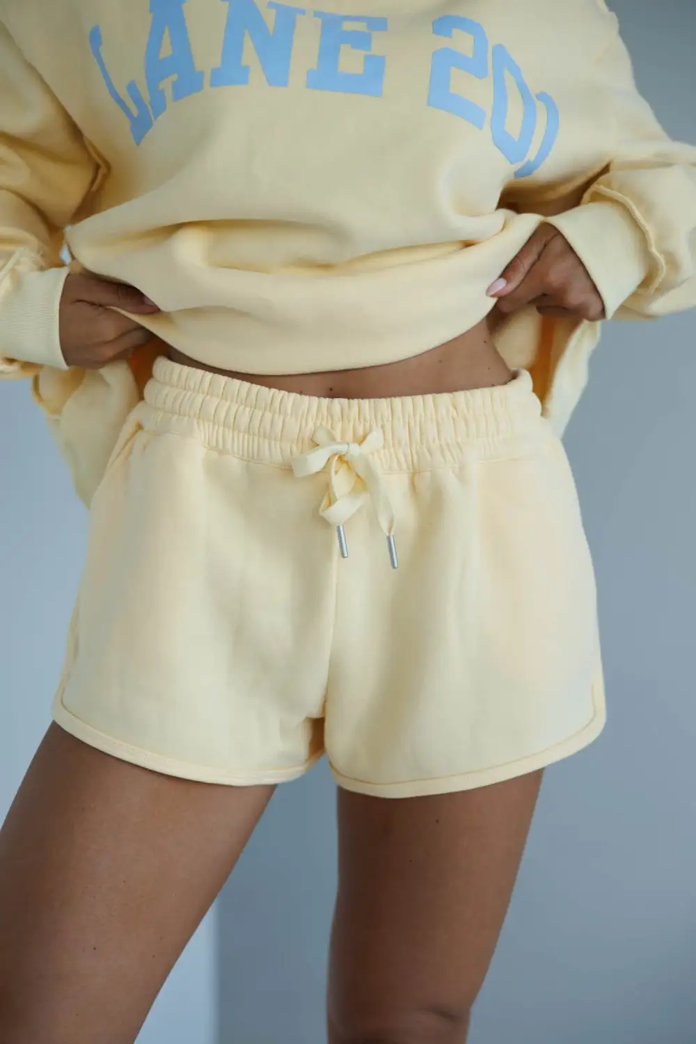 Classic Cotton Elastic Waist Drawstring Casual Shorts