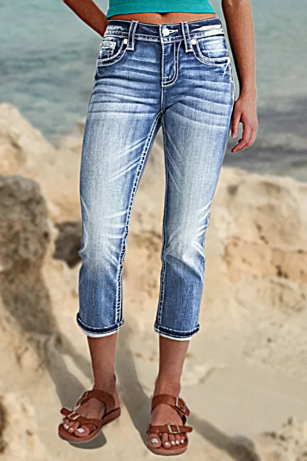Ripped Zip Fly Mid Waist Capris Jeans