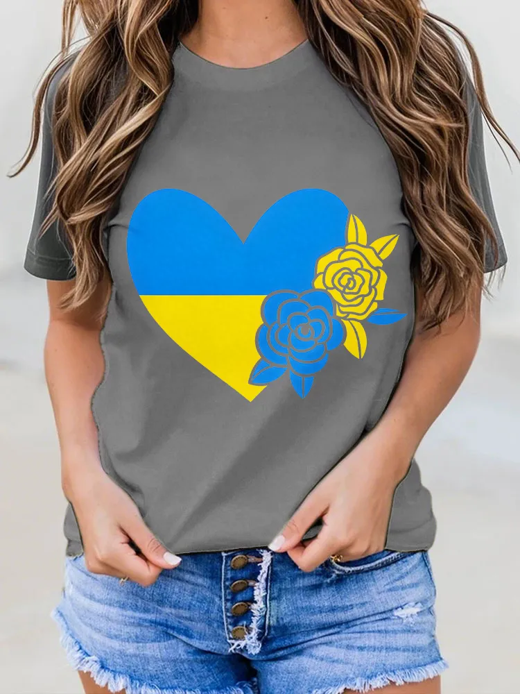 Heart-Shaped Flower Printed T-Shirts