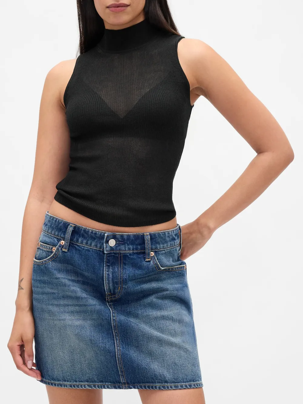 Slim Fit Sleeveless Sweater