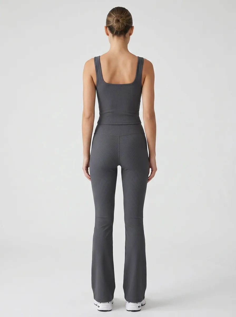 Training Movement-Look Women's Tank Top Flare Pants Active Set