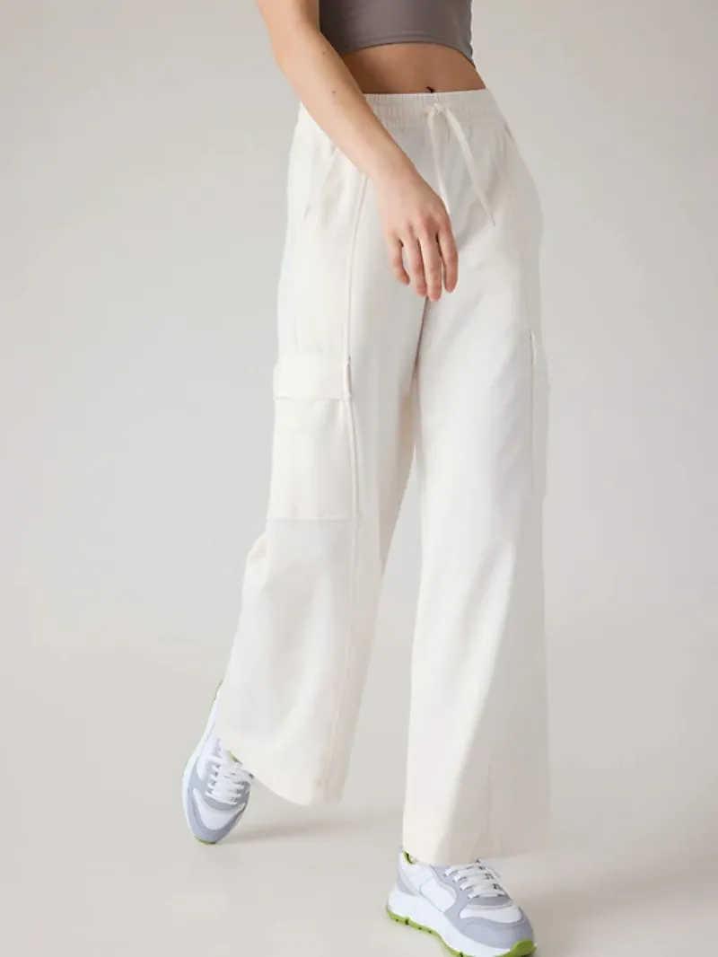 Wide-Leg Cargo Pants For Edgy Casual Style