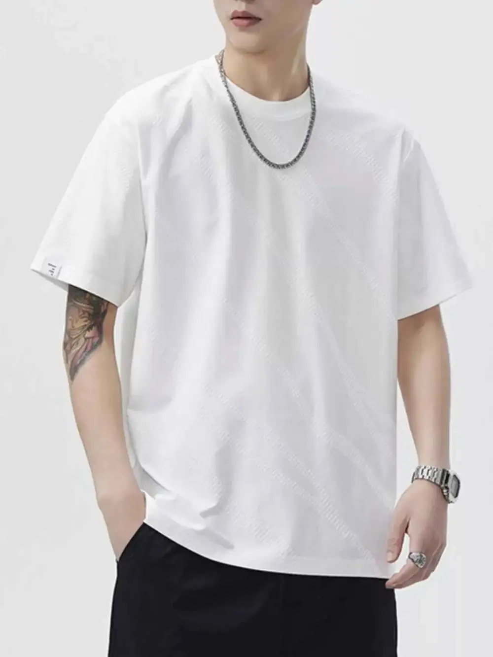 Comfort Fit Round Neck Short Sleeve T-Shirt