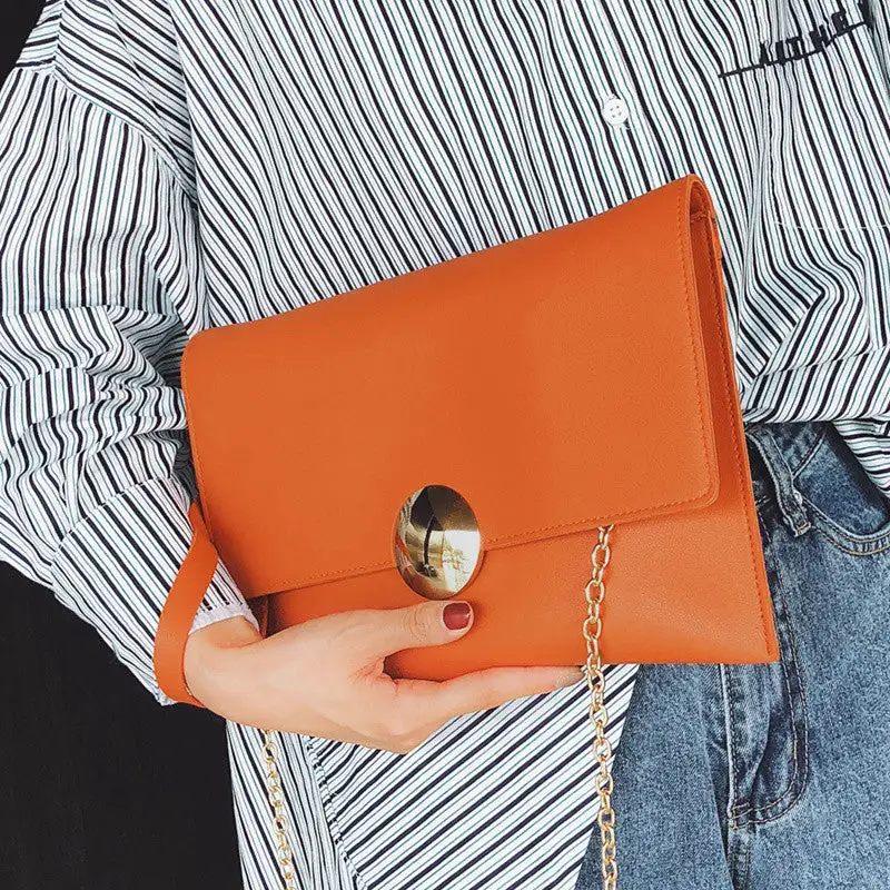 Fashion-Forward Shoulder Bag Bold Street Style Trendy