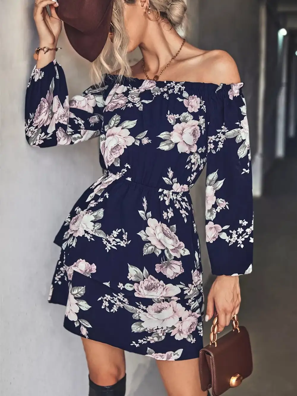 Relaxed Shape Floral Printed Long Sleeve Mini Dress