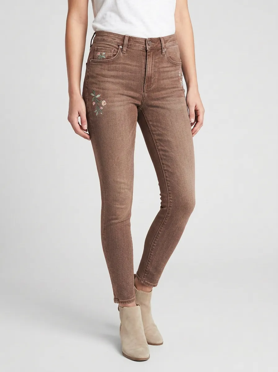 Women's Floral Embroidered Blue-Wash Denim Graphic Slim Jeans