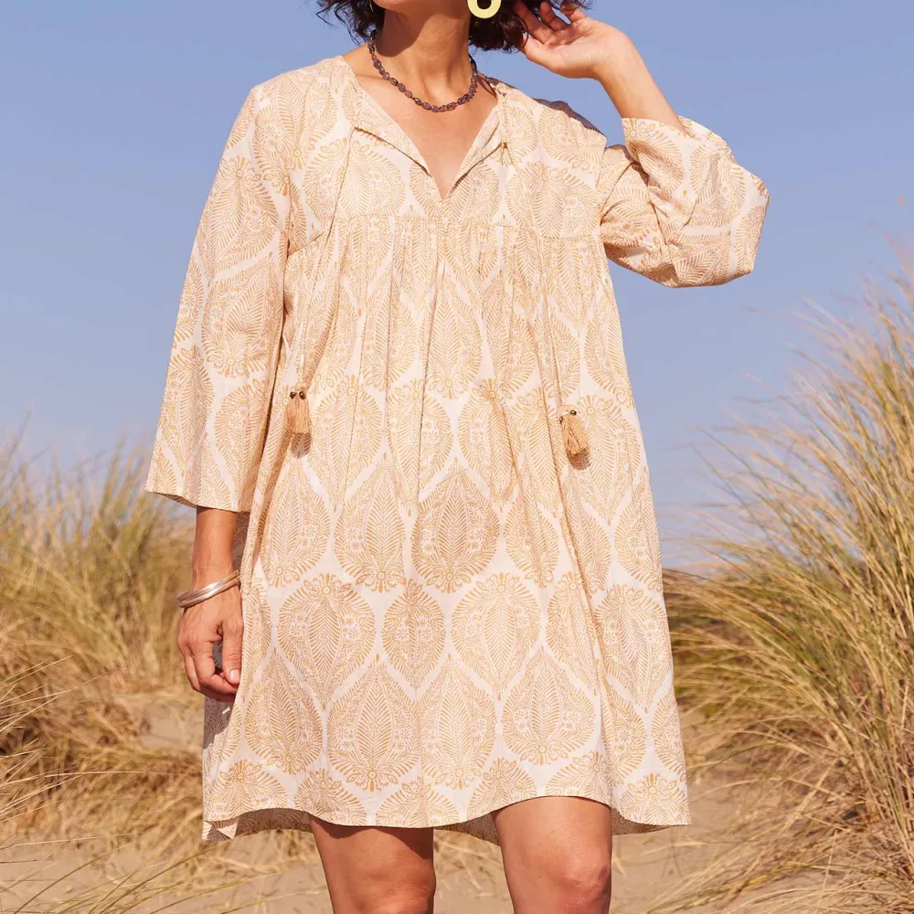Chic Minimal Casual Dress