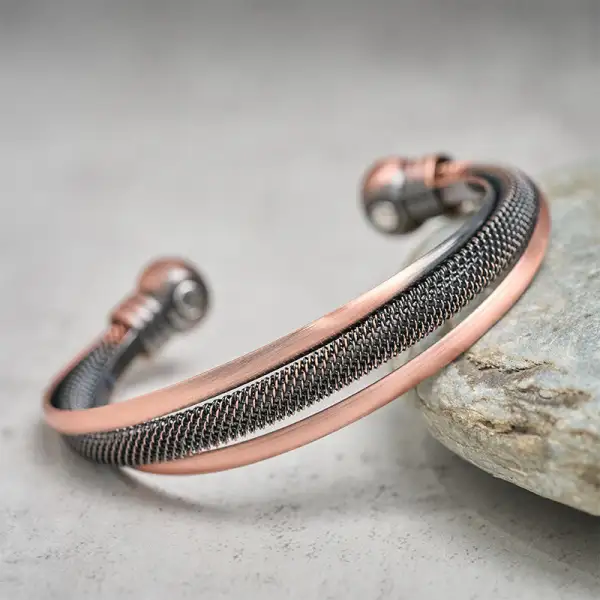 Retro Textured Flower Pattern Twisted Copper Bangle Bracelet