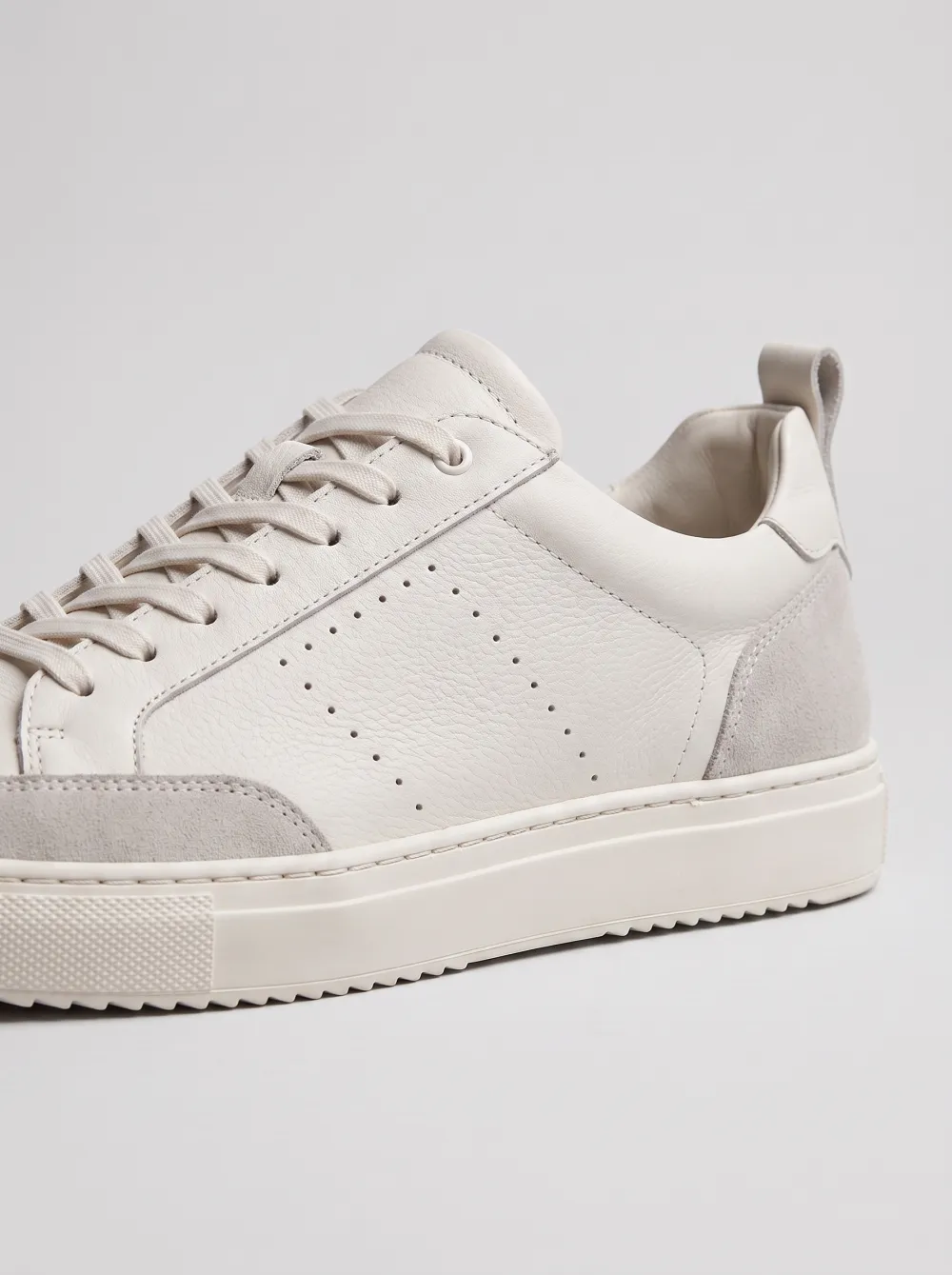 Leather-Panel Lace-Up Paneled Men's Athletic Sneakers