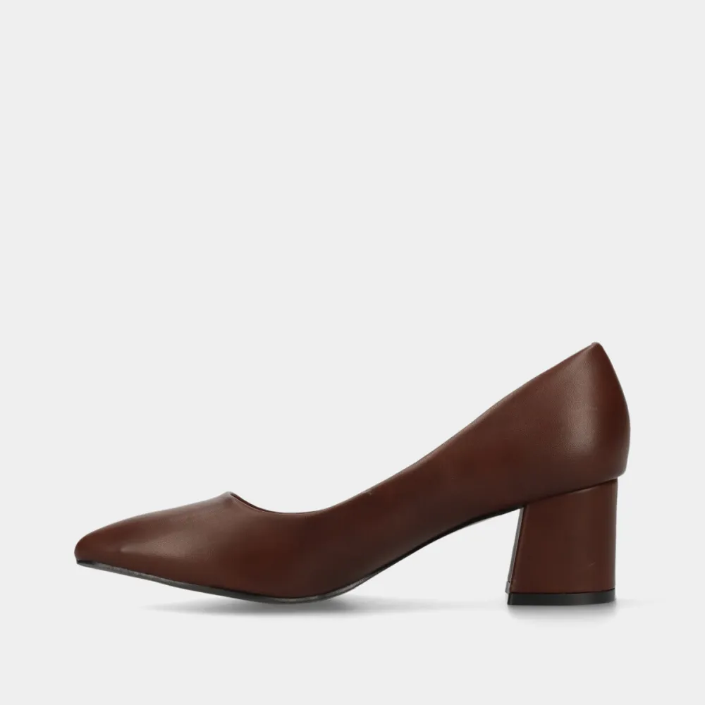Refined Leather Effect Pointed Toe Pumps