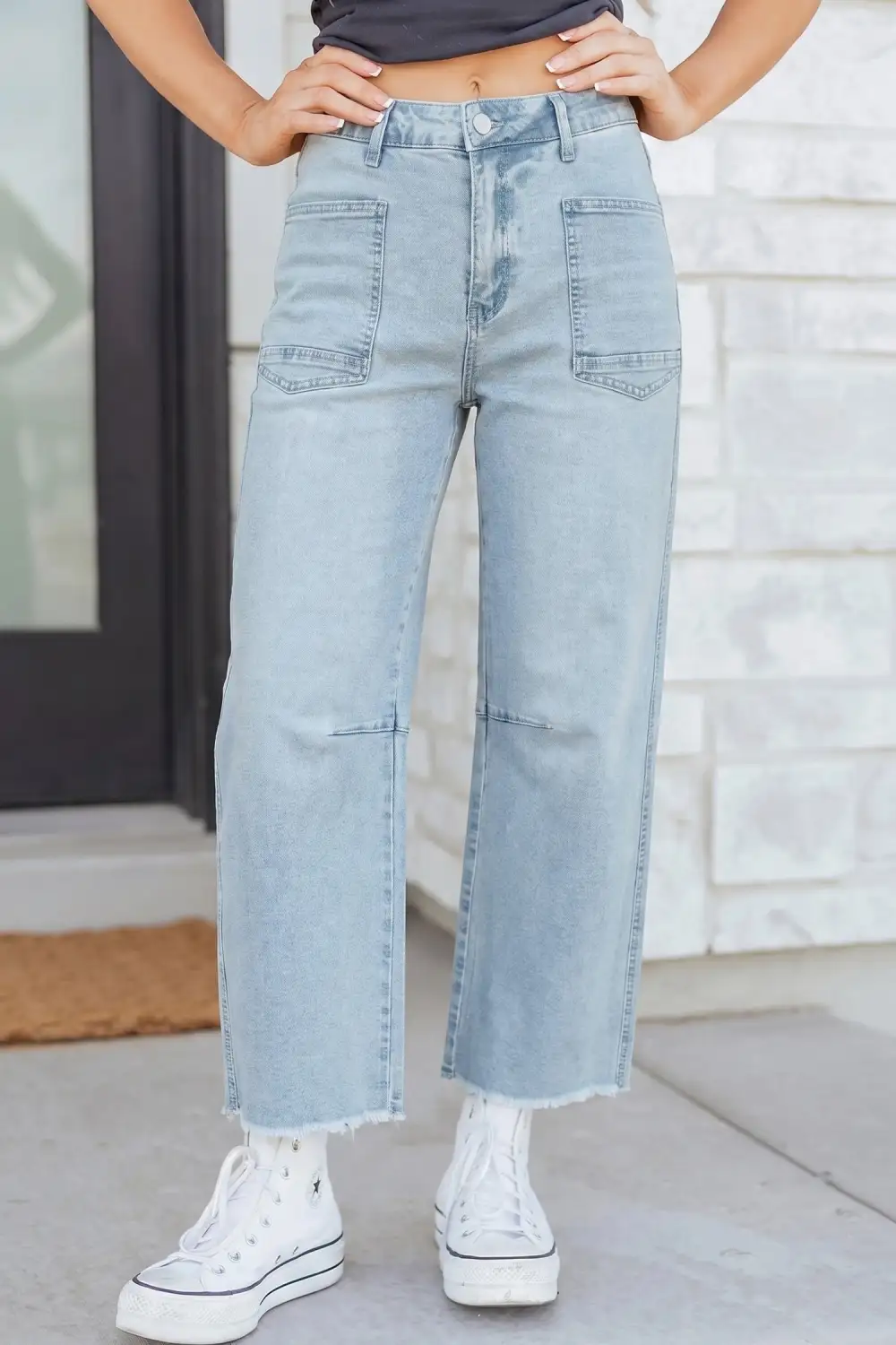 Cropped Raw-Hem Frayed Straight Leg Jeans