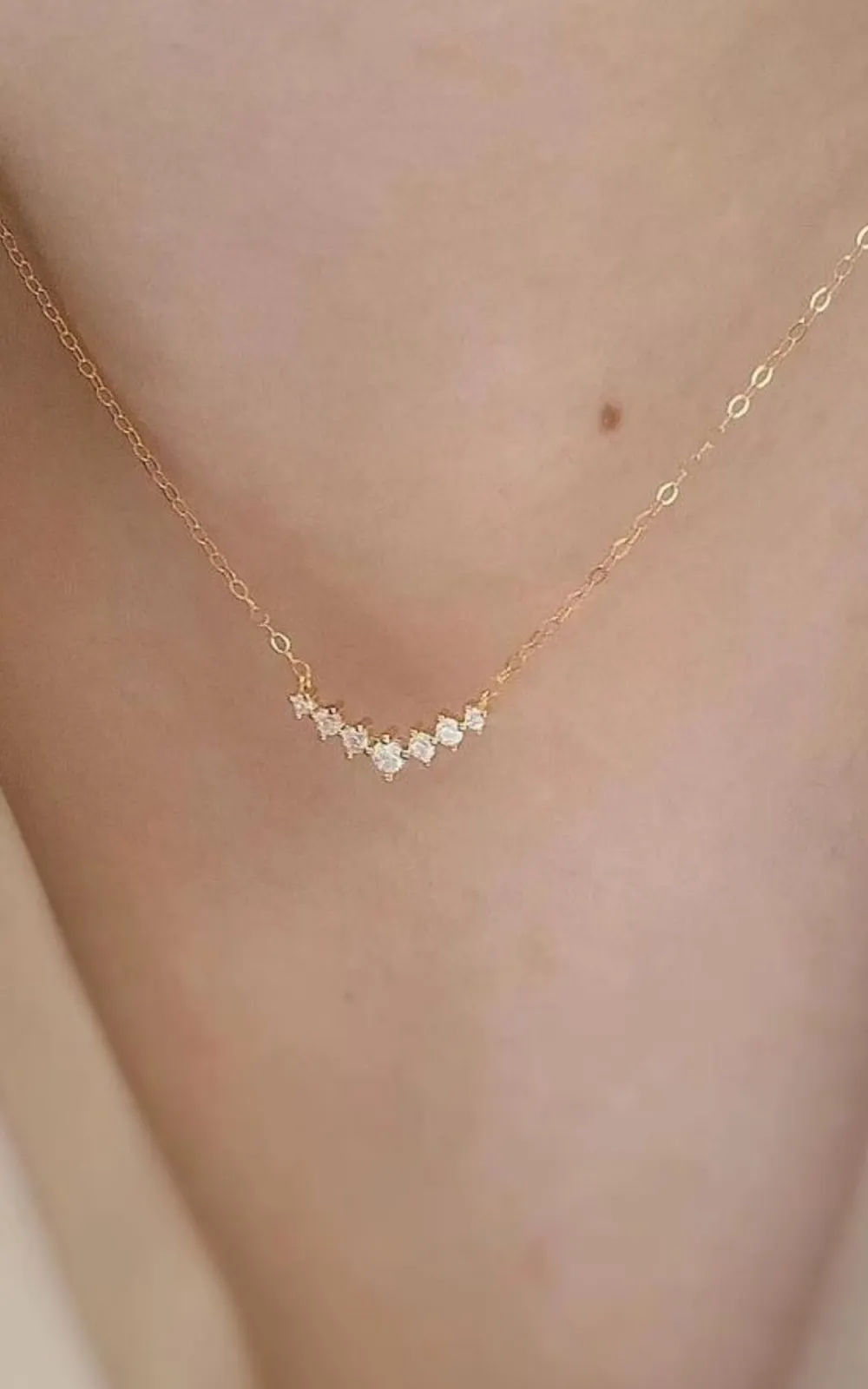 Dainty Geometric Necklace