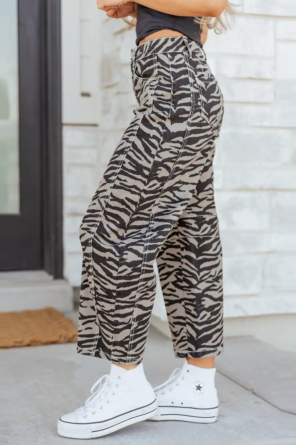 Women's Zebra Stripe Printed Wide Leg Barrel Jeans