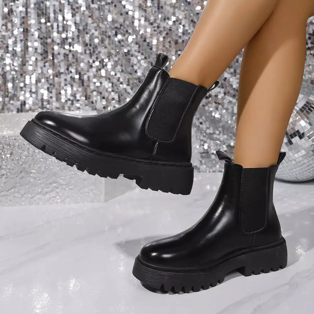 Easy Round Toe Platform Boots