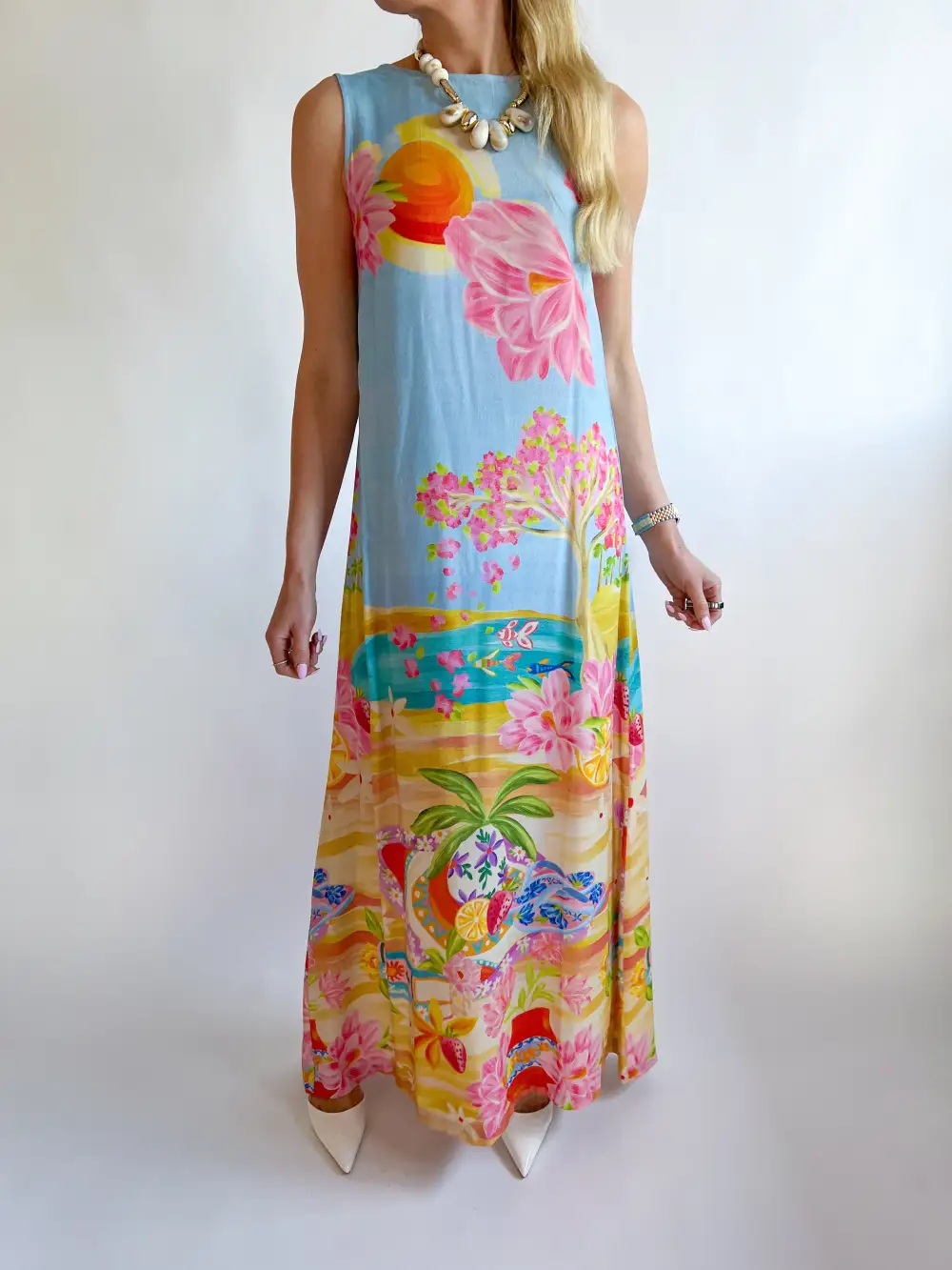 Sleeveless Maxi Detail Dress Silhouette