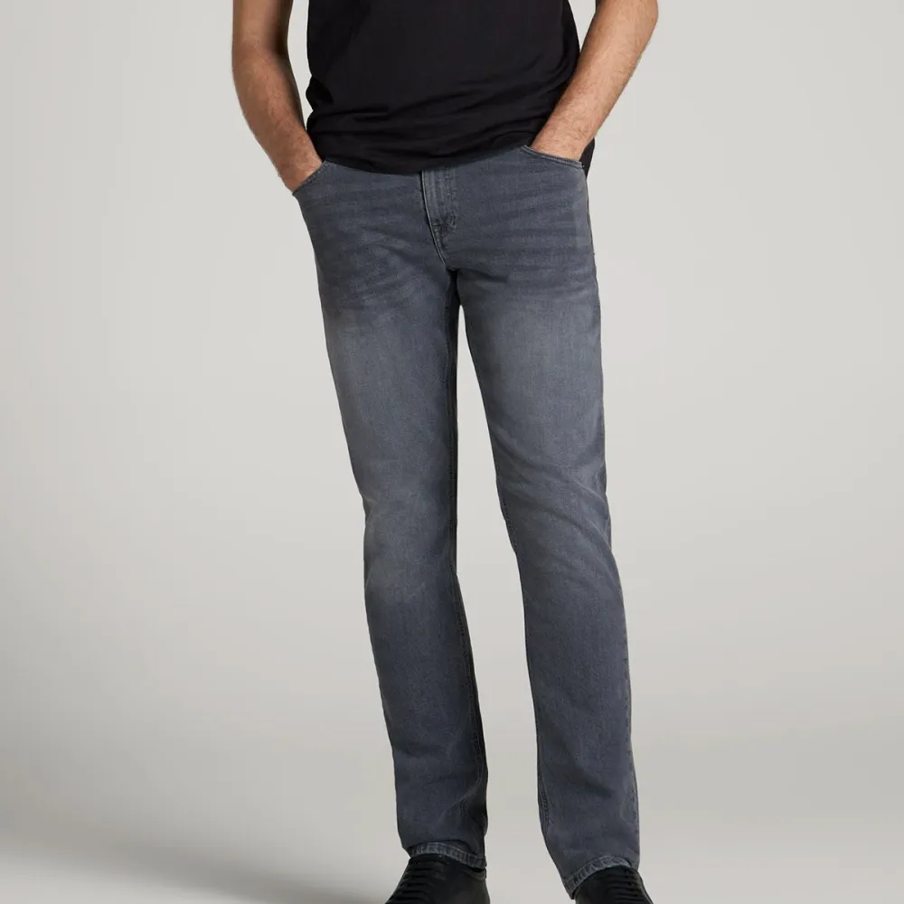 Men's Refined Tapered Jeans