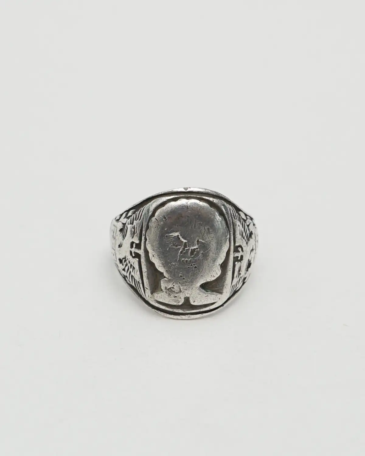 Classic Engraved Signet Ring