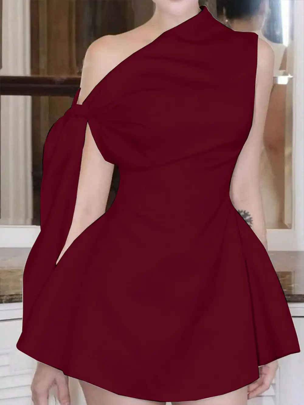 Structured Shape Shoulder Mini Dress