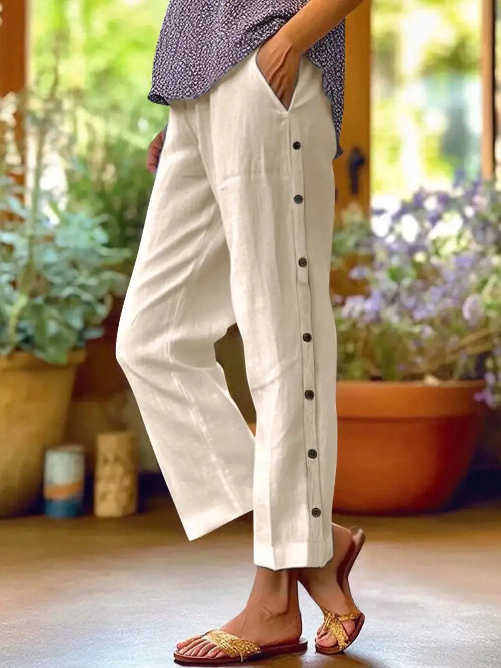 Wide Leg Button Detail Pocketed Pants