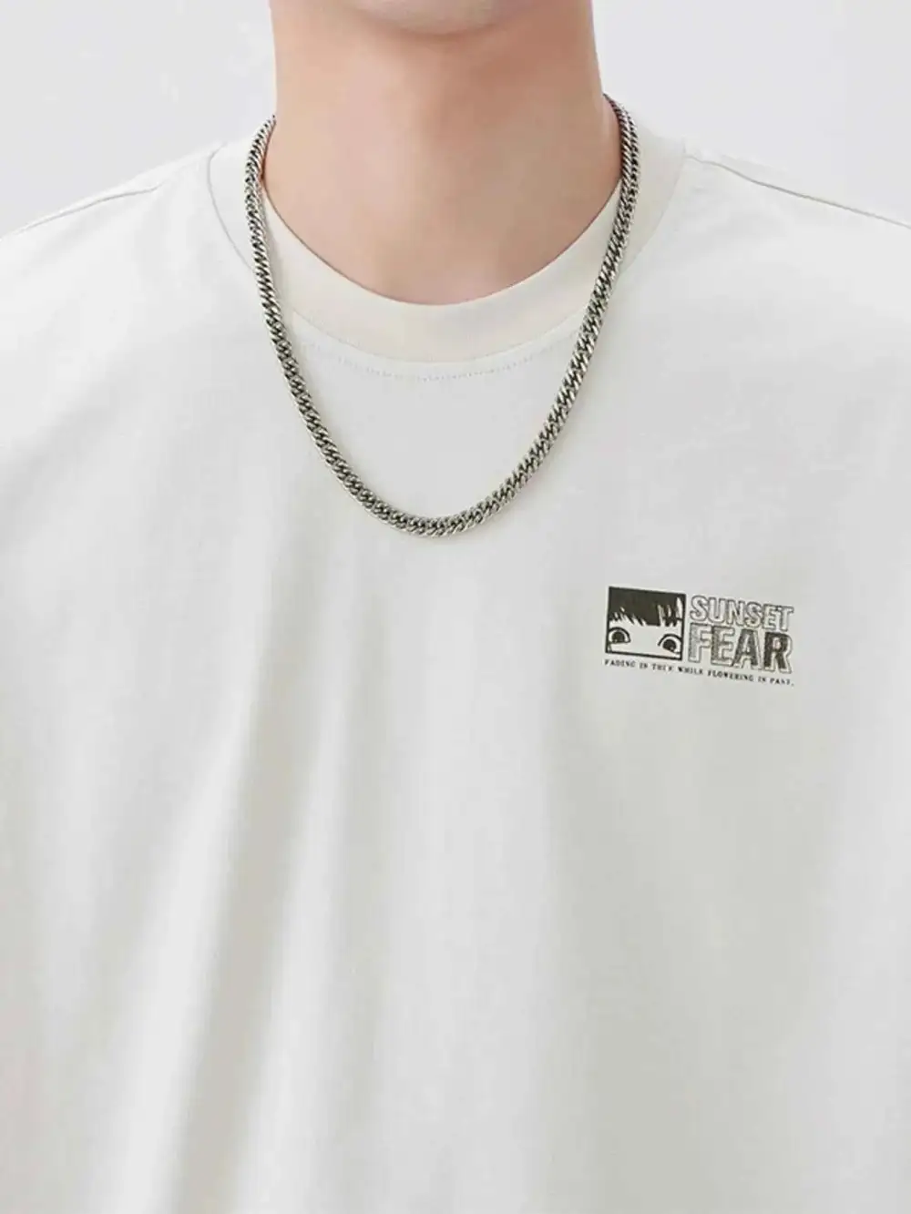 Polished Round Neck Short Sleeve T-Shirt