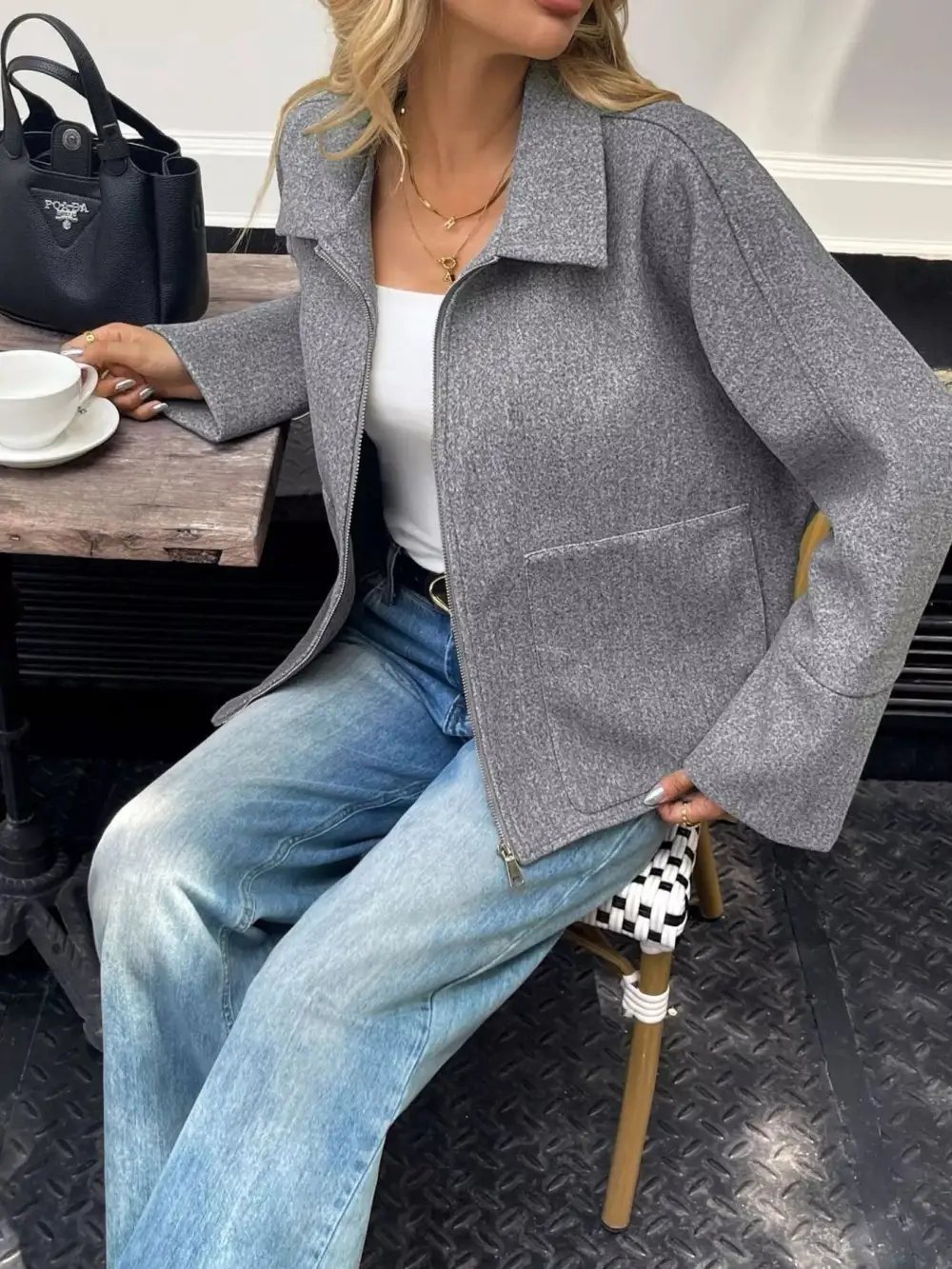 Refined Zip-Up Collared Pocketed Jacket