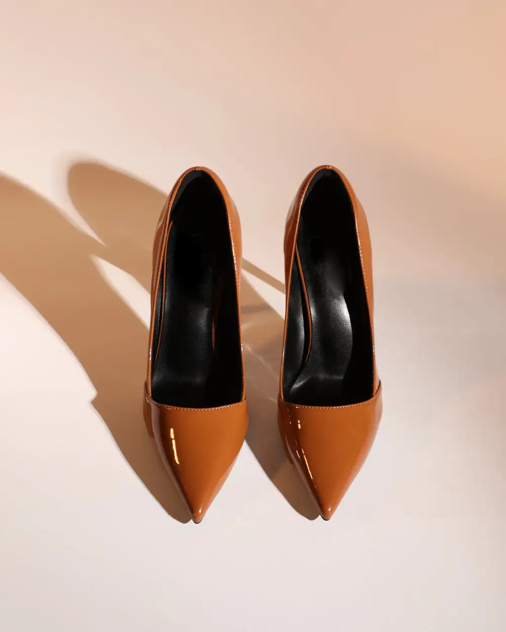 Leather Pumps in Brown