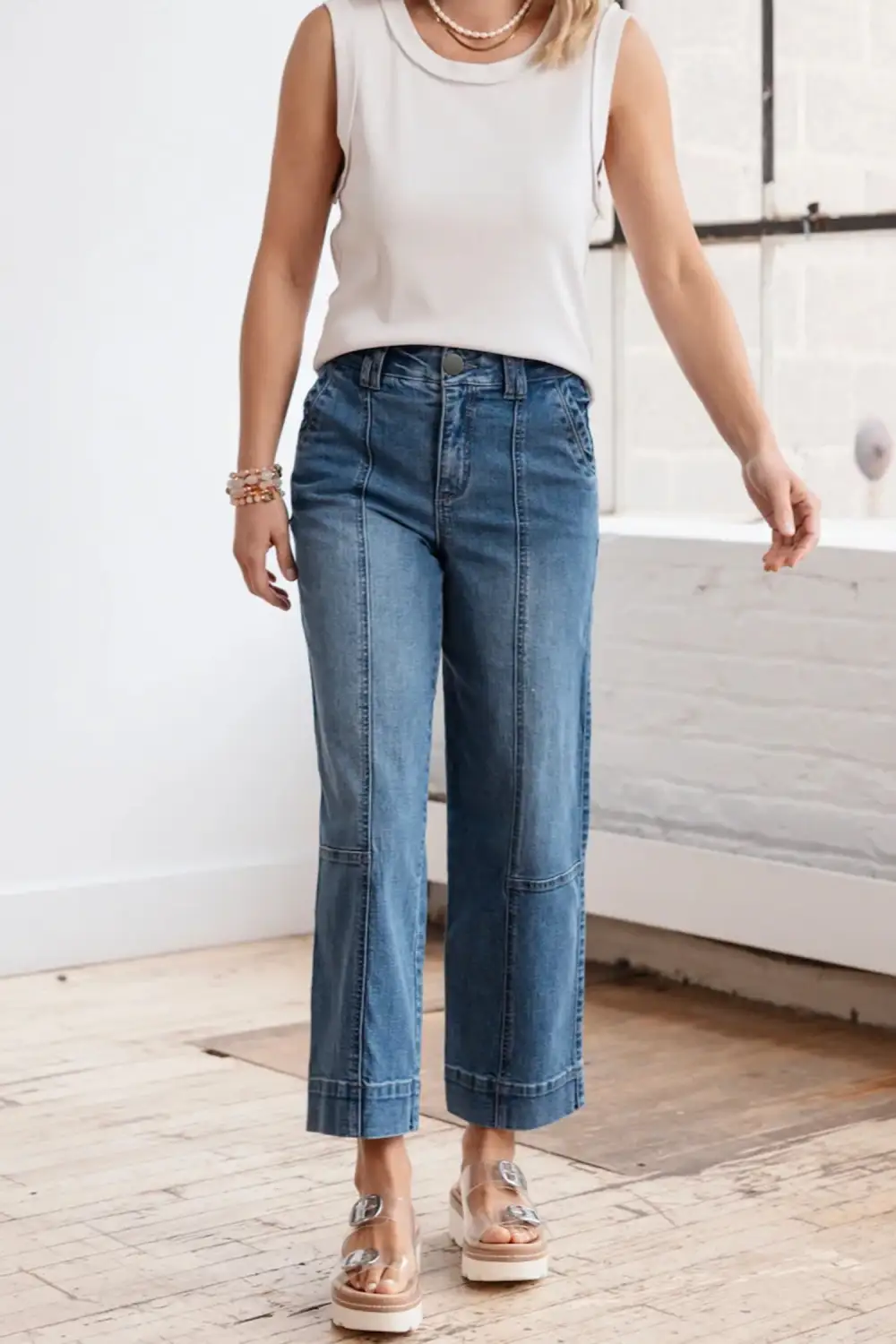 Women's Exposed Stitching Straight Jeans