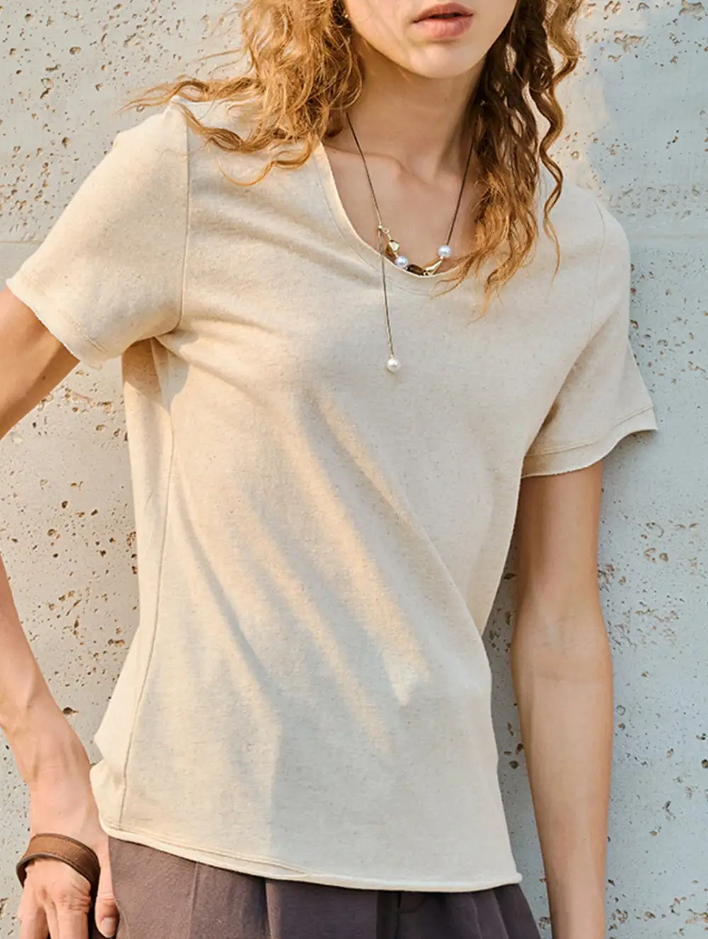 Linen Blend V Neck Knit Tee