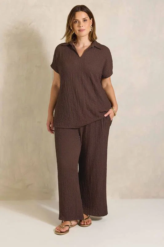 Chocolate Brown Crinkle Short Sleeve Top detail 1