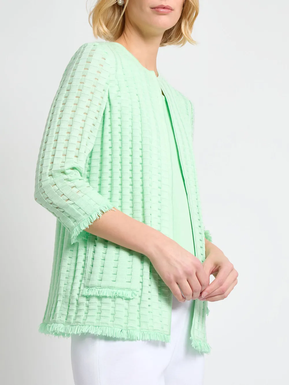 Three Quarter Sleeve Solid Color Knitwear