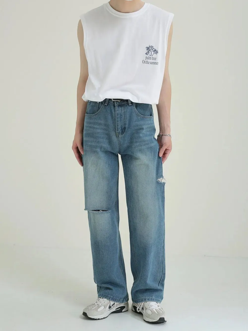 Faded And Whiskers Ripped Jeans