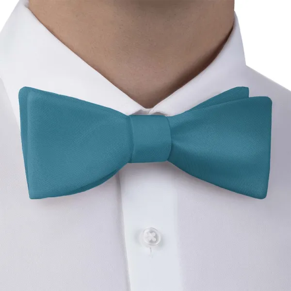 Crisp Solid Pattern Bow Tie