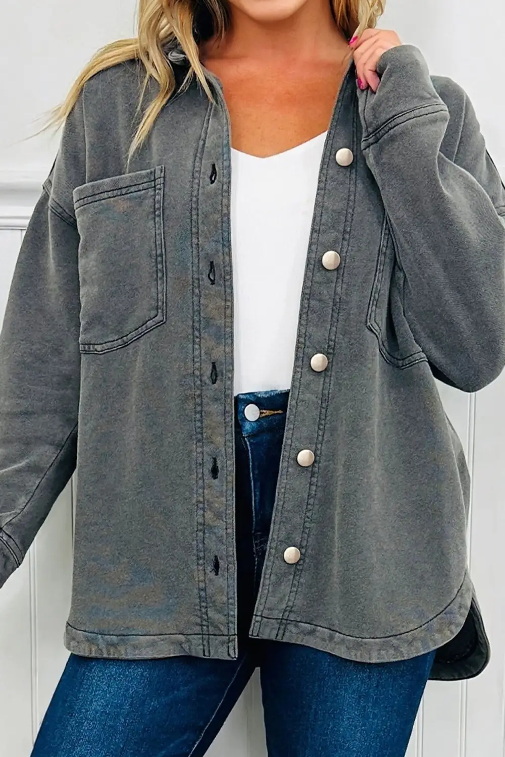 Women's Mineral Wash Chest Pockets Drop Shoulder Shacket With Side Slit