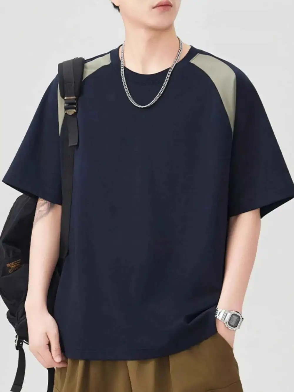 Contrast Round Neck Short Sleeve T-Shirt