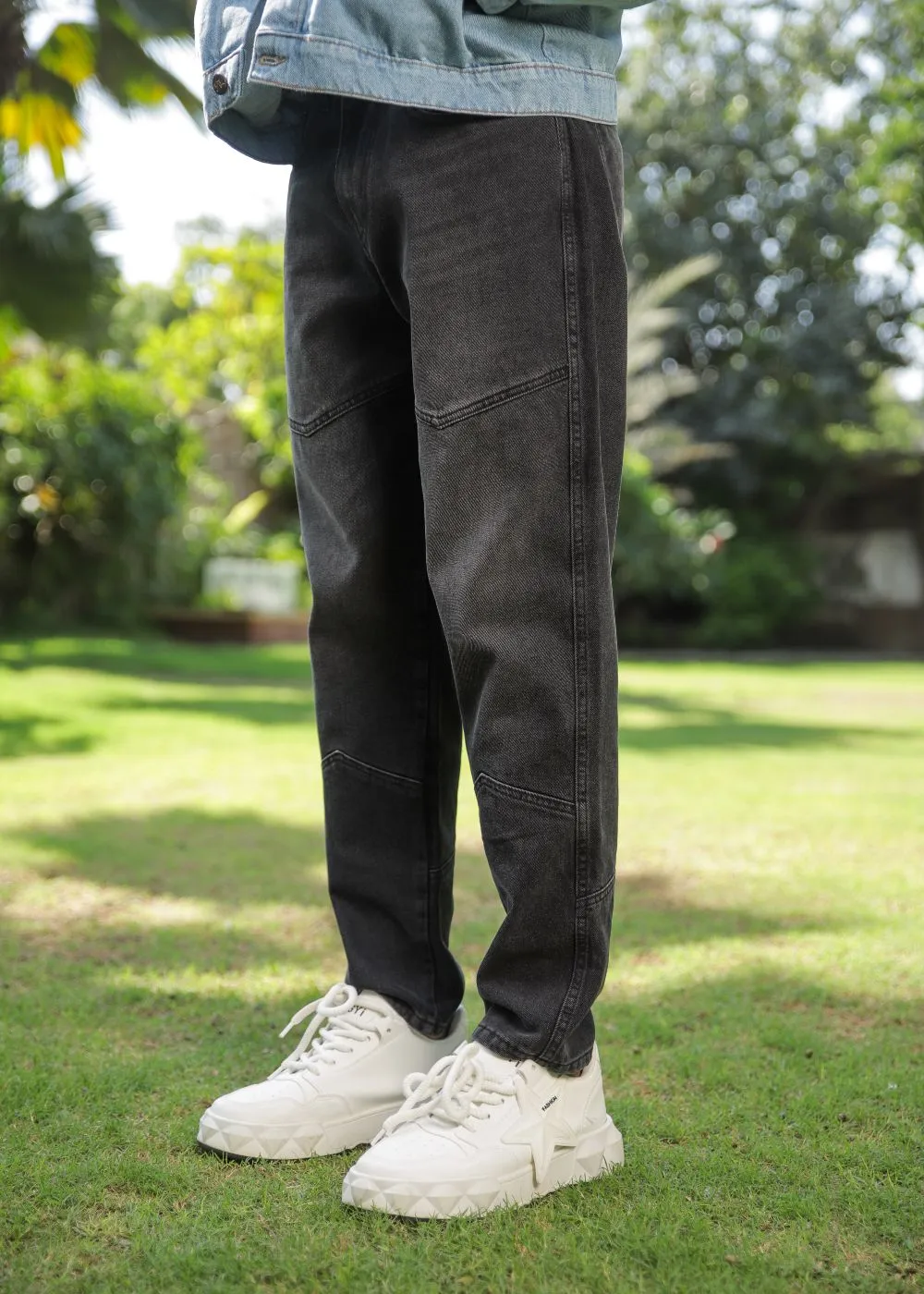 V-Seam Everyday Jeans