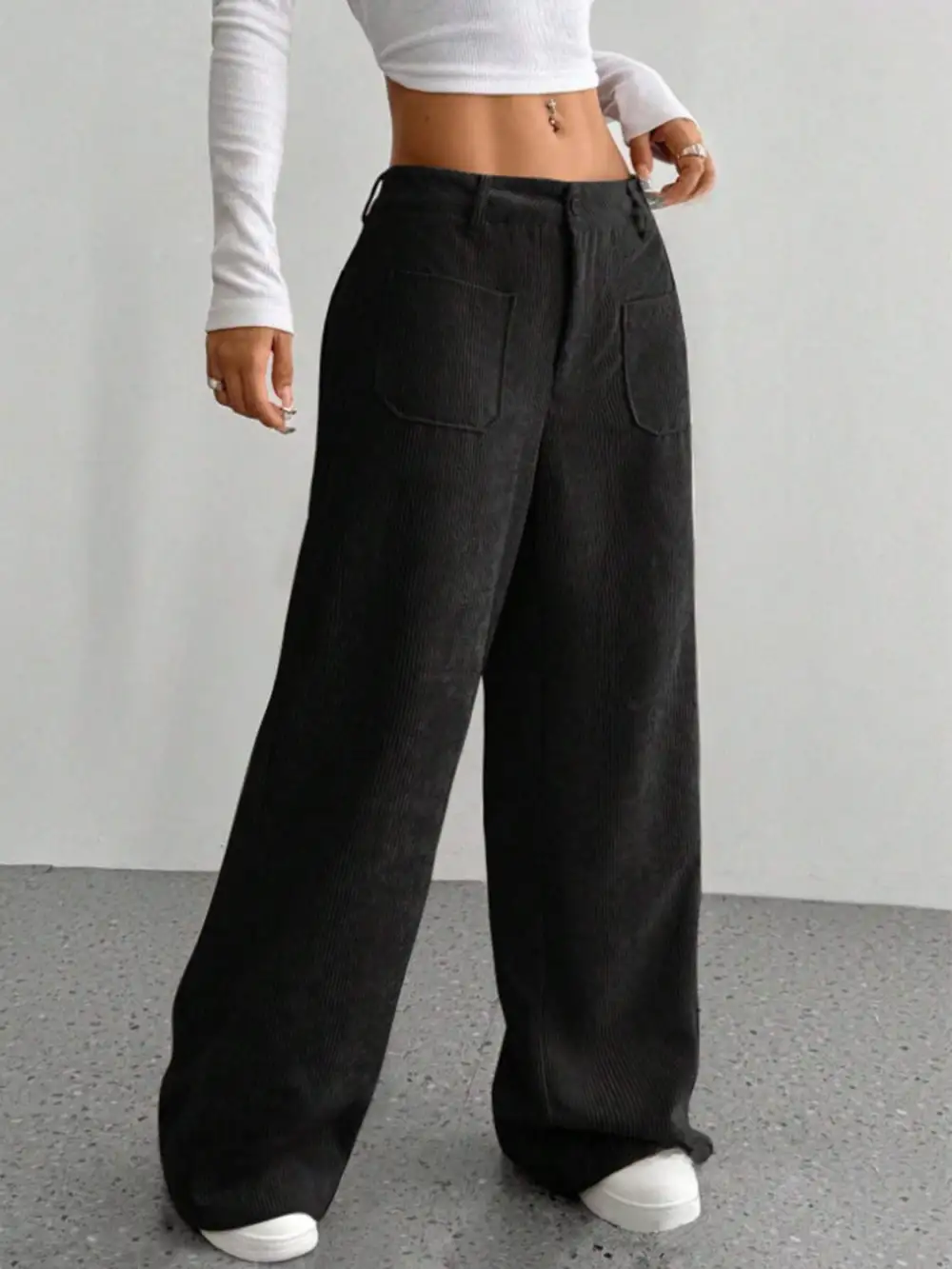 Wide Leg Pocket Detail Pants