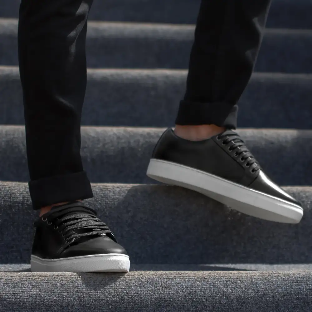 Minimal Leather Low Top Sneakers